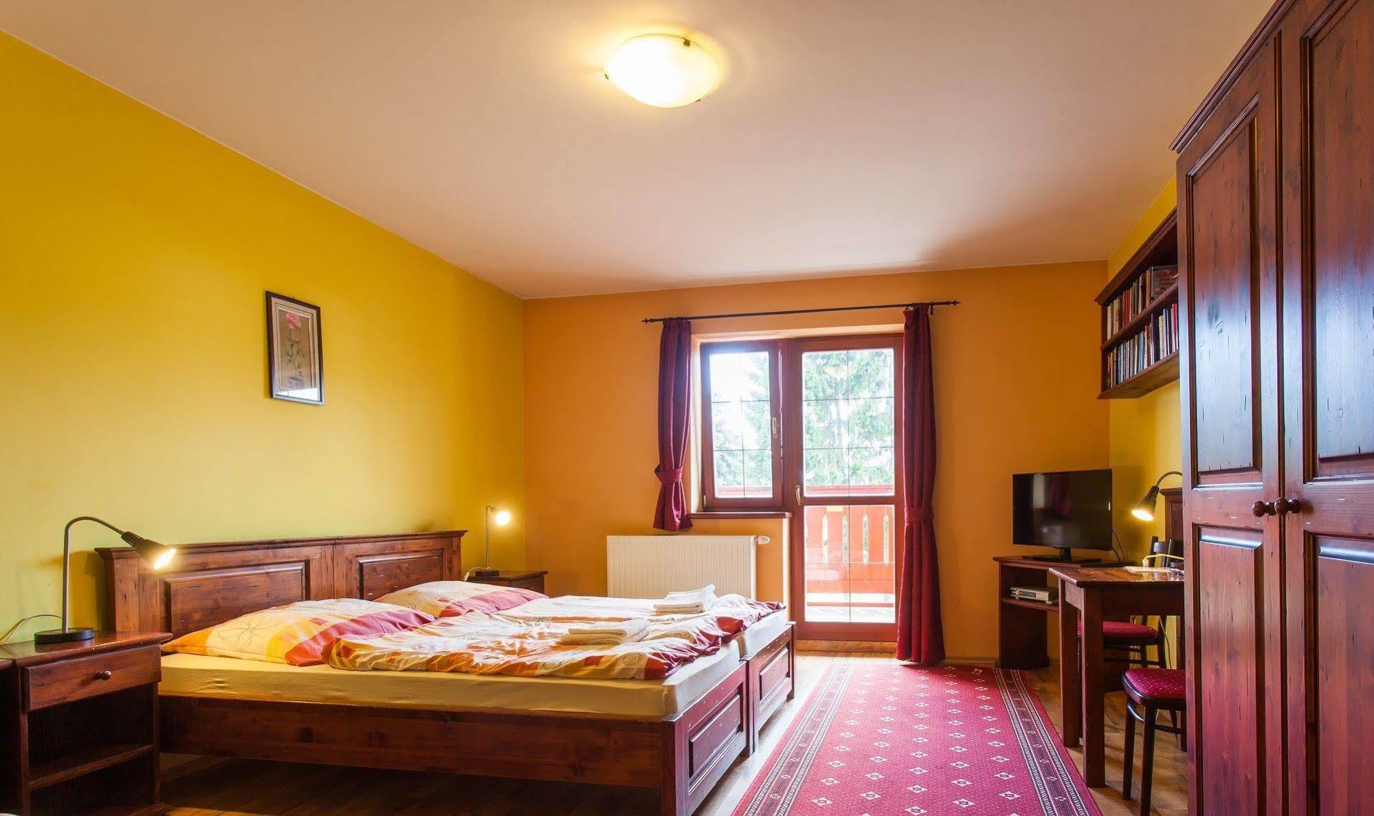 Motyl Guest house 3*